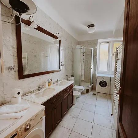 Nono Ban West Coast Apartment