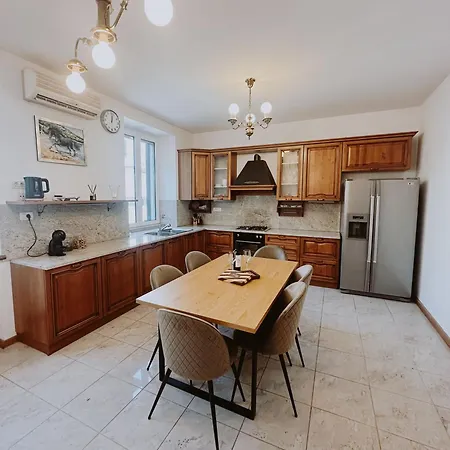 Apartment Nono Ban West Coast