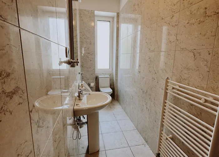 Nono Ban West Coast *