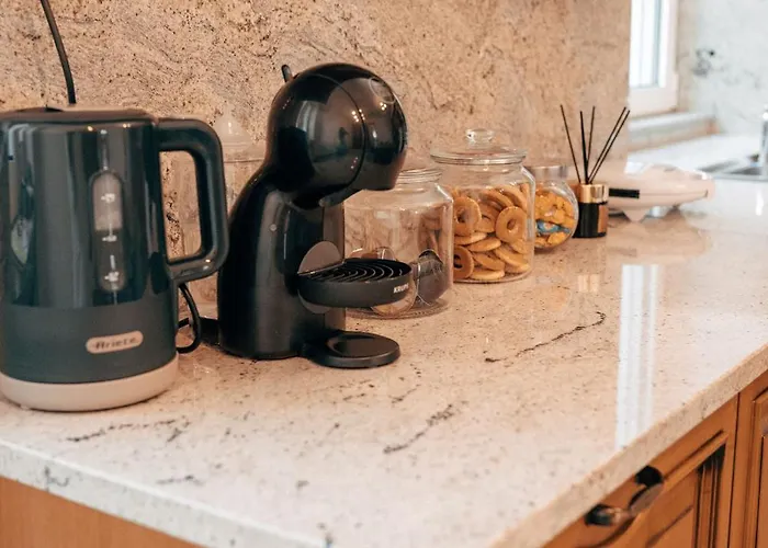 Nono Ban West Coast Split